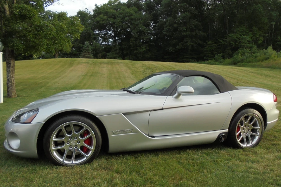 2004 Dodge Viper 3rd Gen - Image 7 of 31