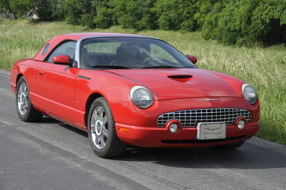 2004 Ford Thunderbird 11th Gen - Image 11 of 31