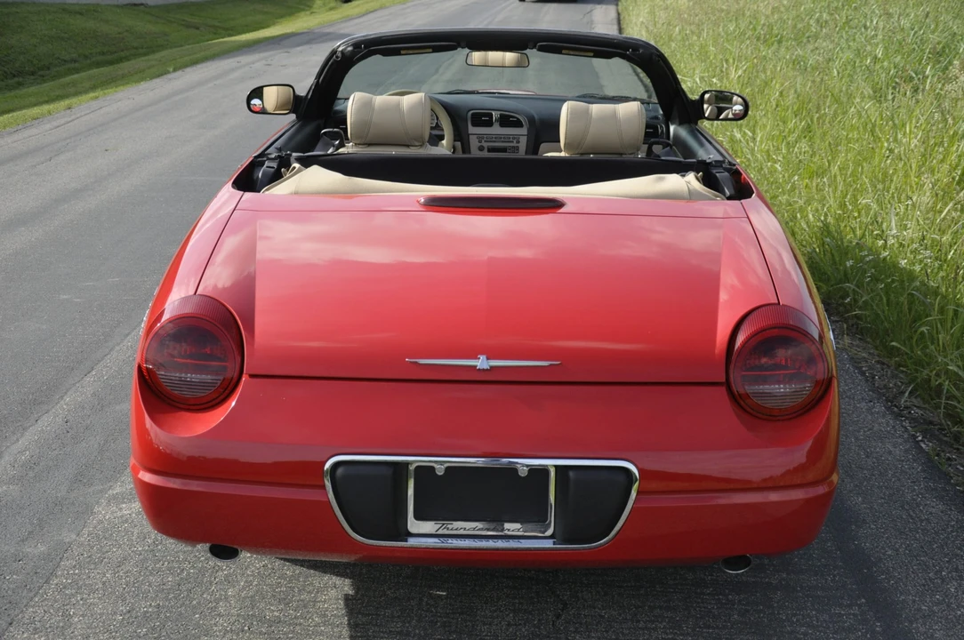2004 Ford Thunderbird 11th Gen - Image 5 of 31