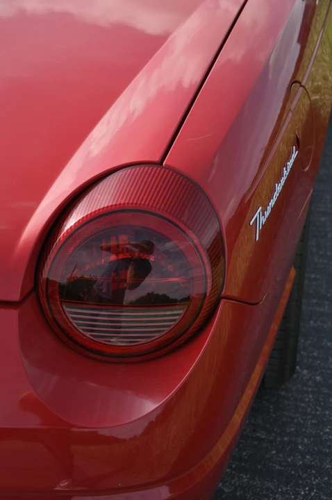 2004 Ford Thunderbird 11th Gen - Image 17 of 31