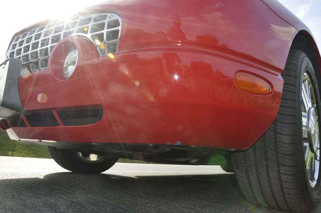 2004 Ford Thunderbird 11th Gen - Image 25 of 31