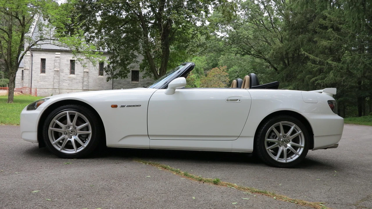 2004 Honda AP2 S2000 - Image 11 of 31