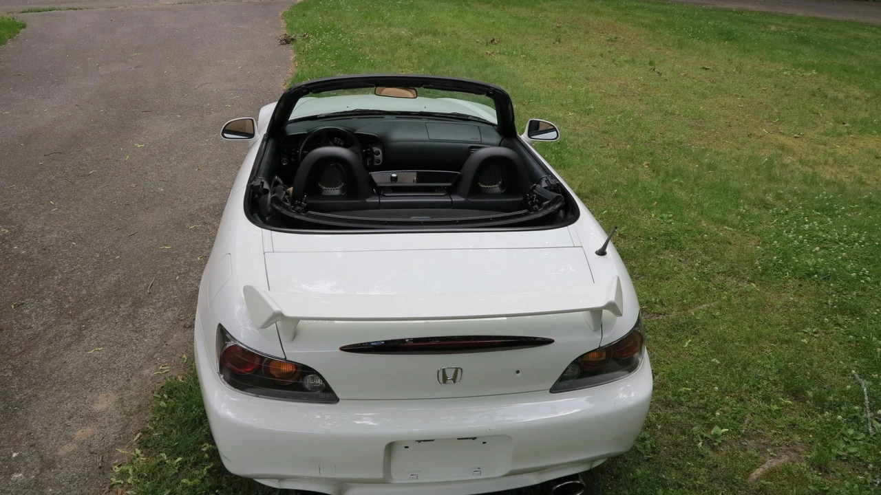 2004 Honda AP2 S2000 - Image 16 of 31