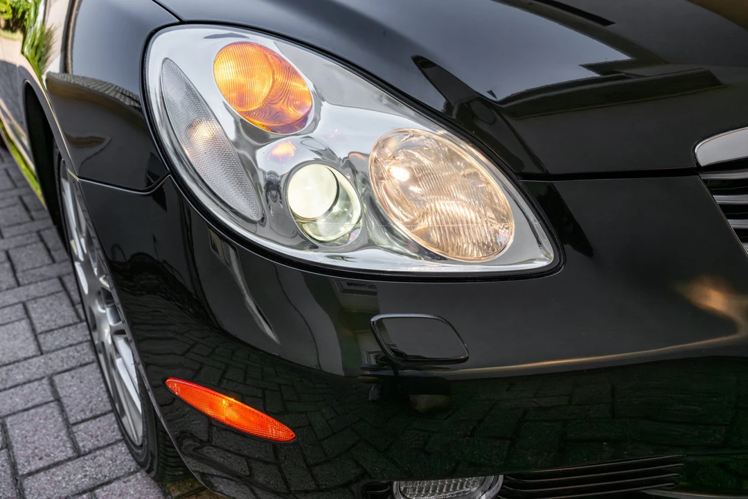 2004 Lexus SC430 - Image 21 of 31