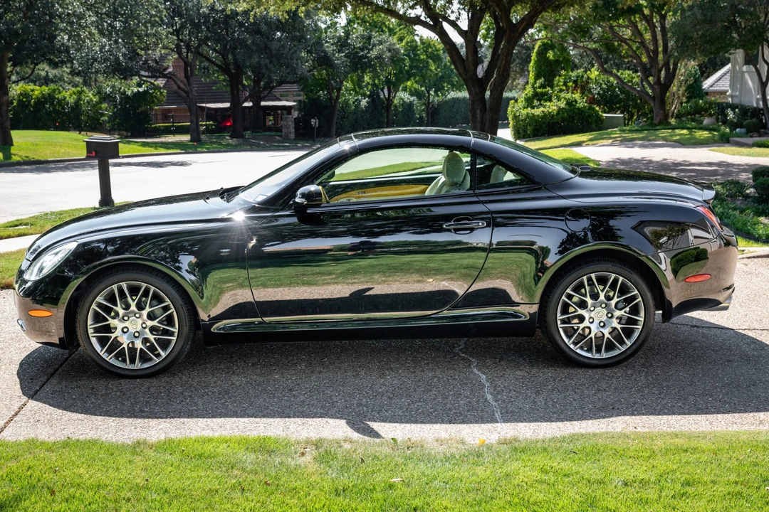 2004 Lexus SC430 - Image 15 of 31