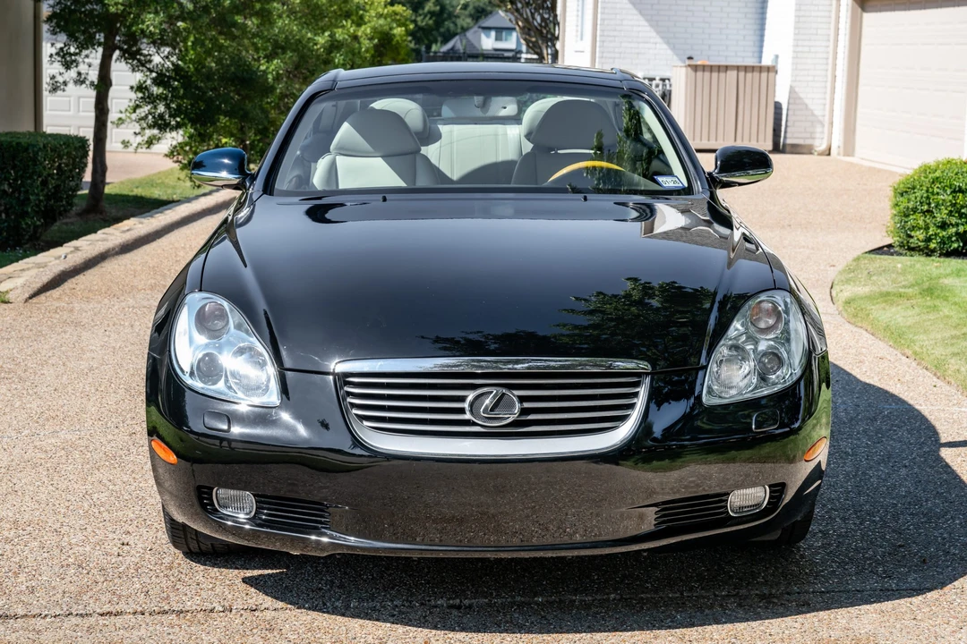 2004 Lexus SC430 - Image 9 of 31