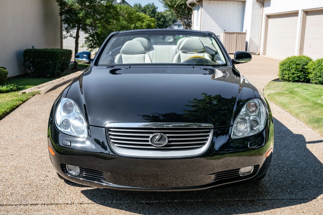 2004 Lexus SC430 - Image 8 of 31