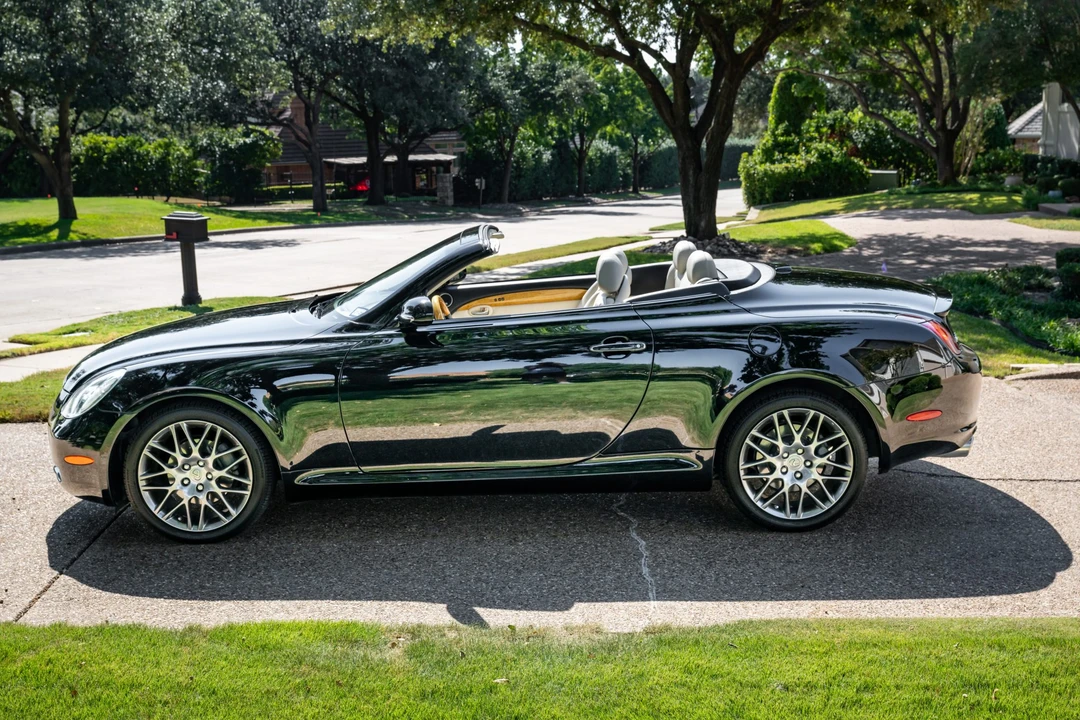 2004 Lexus SC430 - Image 6 of 31