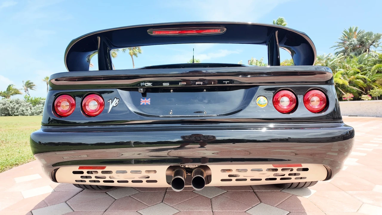2004 Lotus Esprit V8 - Image 13 of 31