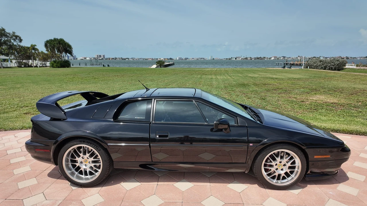2004 Lotus Esprit V8 - Image 5 of 31