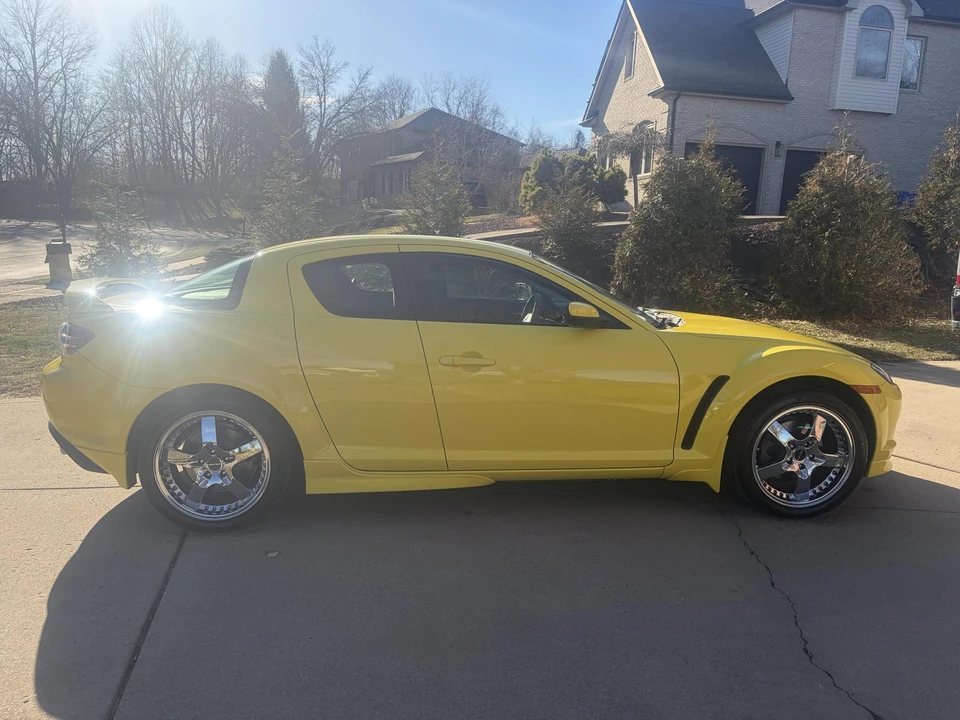 2004 Mazda RX-8 1st Gen - Image 23 of 31