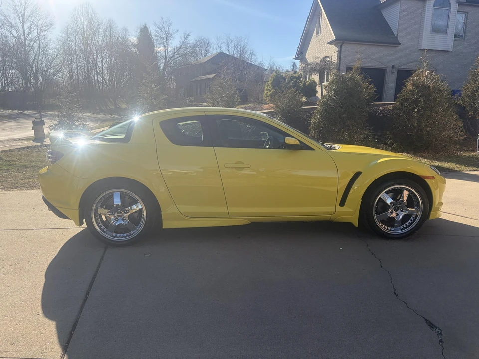 2004 Mazda RX-8 1st Gen - Image 22 of 31