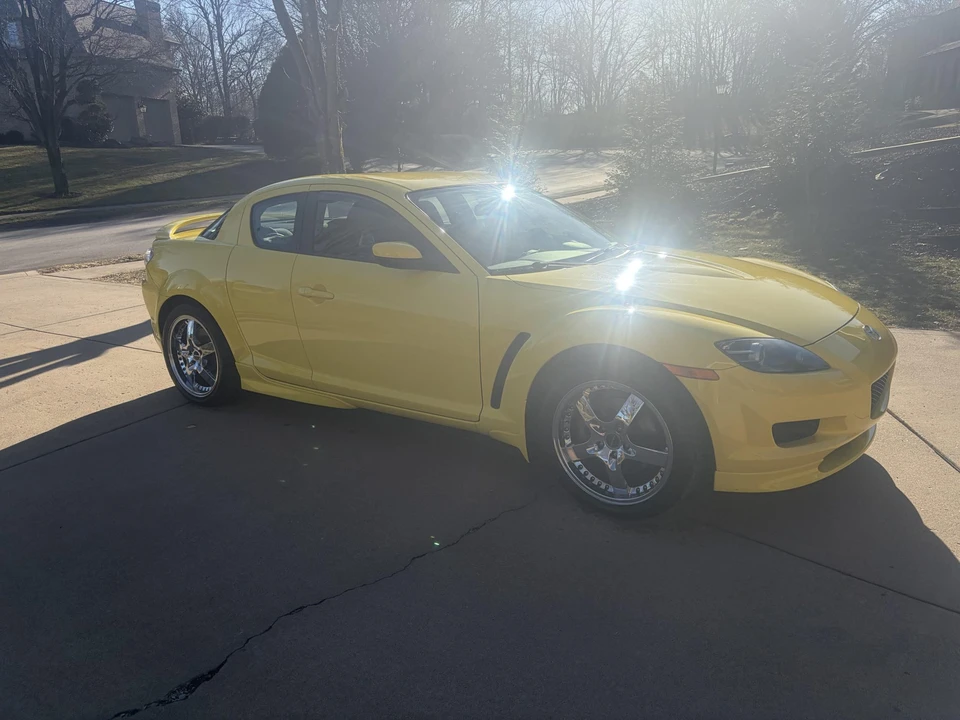 2004 Mazda RX-8 1st Gen - Image 25 of 31
