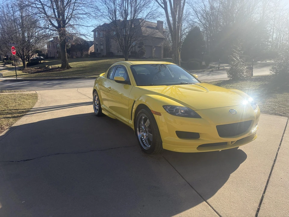 2004 Mazda RX-8 1st Gen - Image 26 of 31