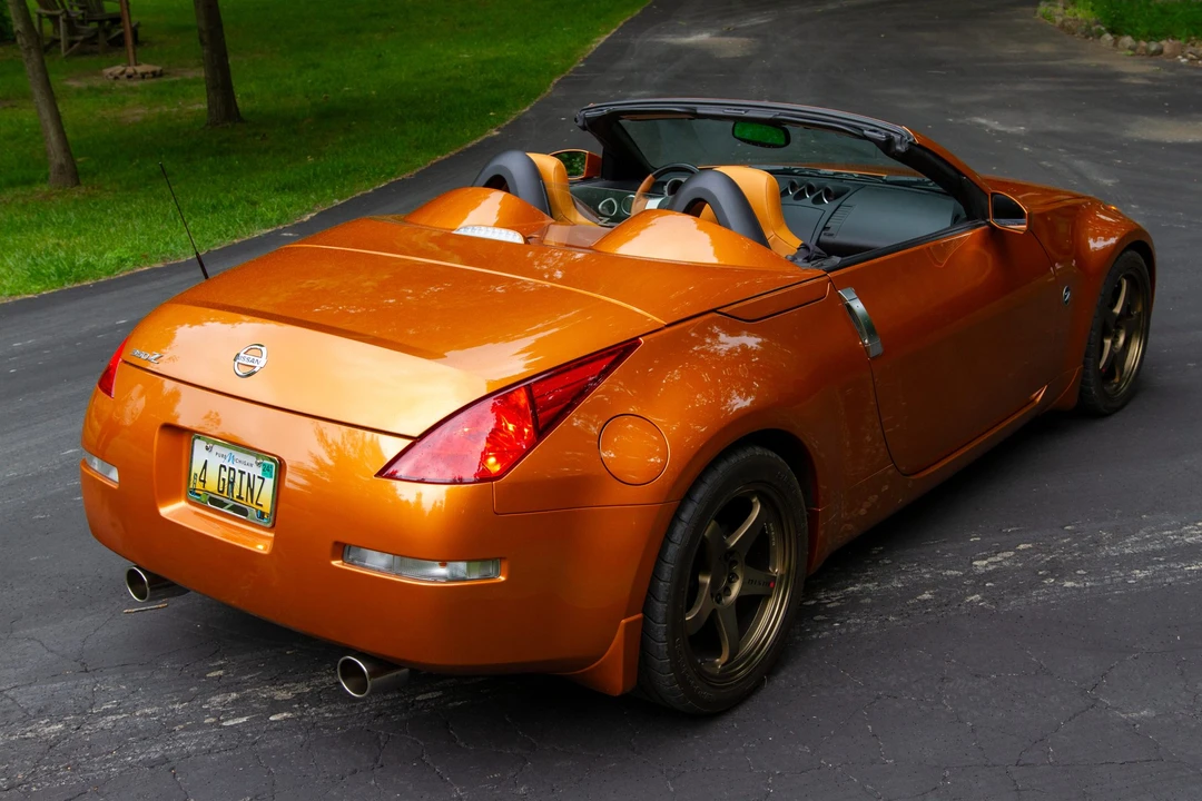 2004 Nissan 350Z 5th Gen - Image 11 of 31