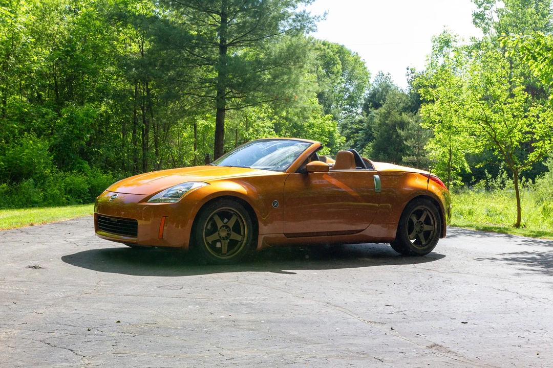 2004 Nissan 350Z 5th Gen - Image 2 of 31