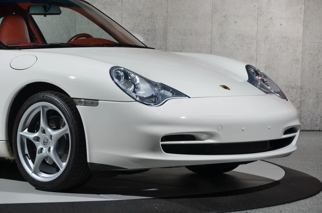 2004 Porsche 996 Carrera - Image 13 of 31