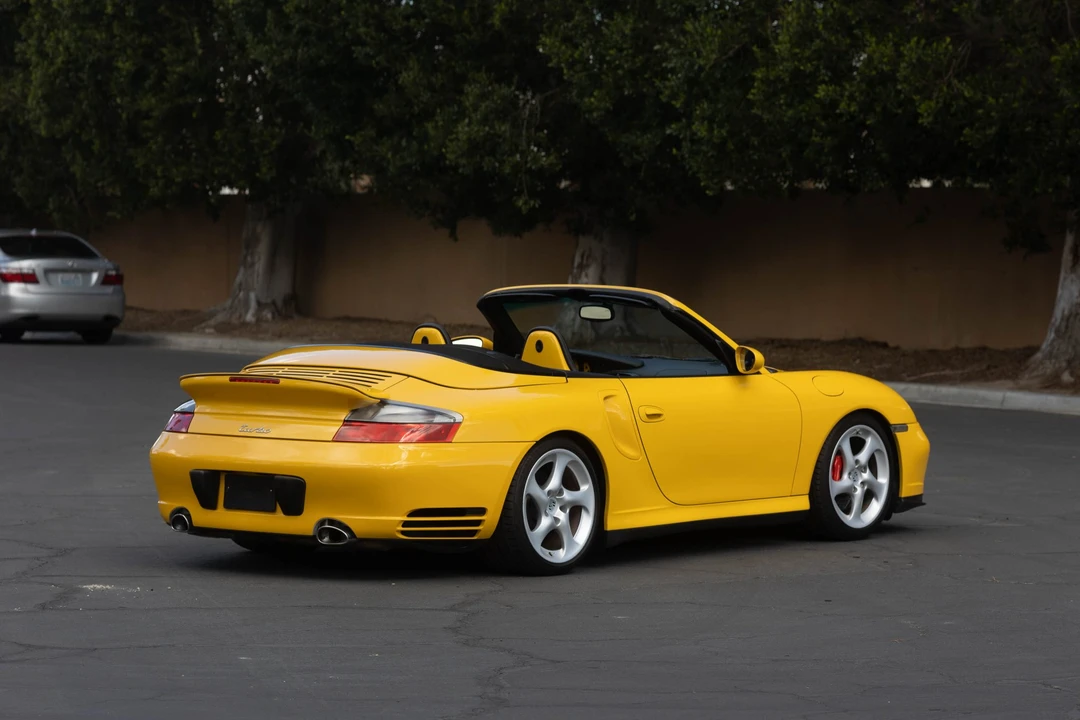 2004 Porsche 996 Turbo - Image 16 of 31