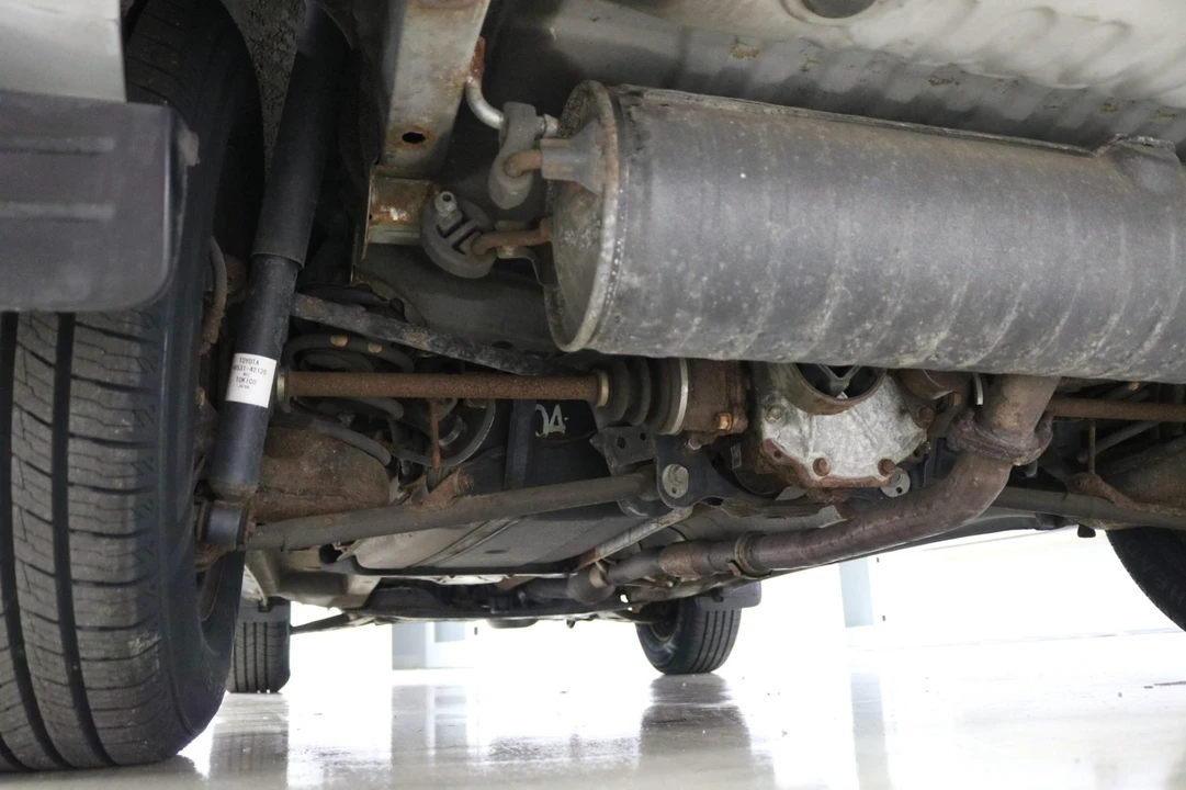2004 Toyota RAV4 2nd Gen - Image 7 of 7