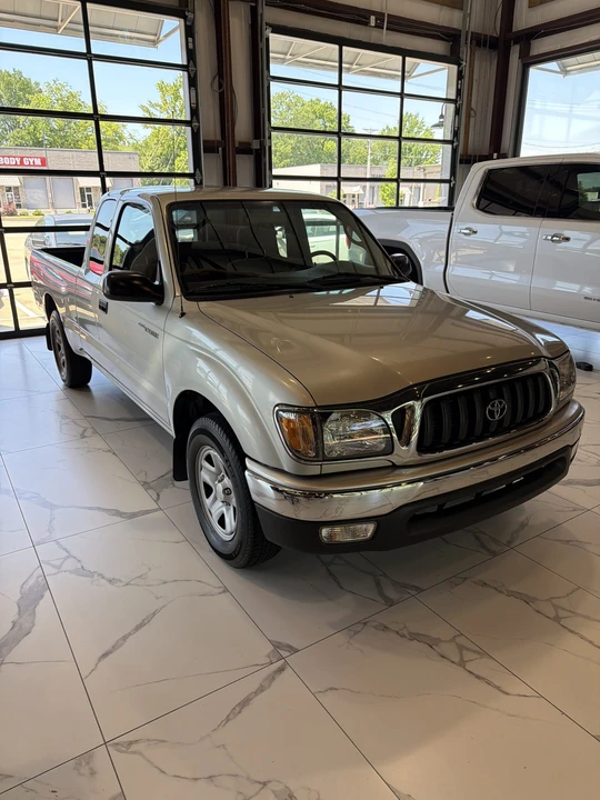 2004 Toyota Tacoma 1st Gen - Image 4 of 31