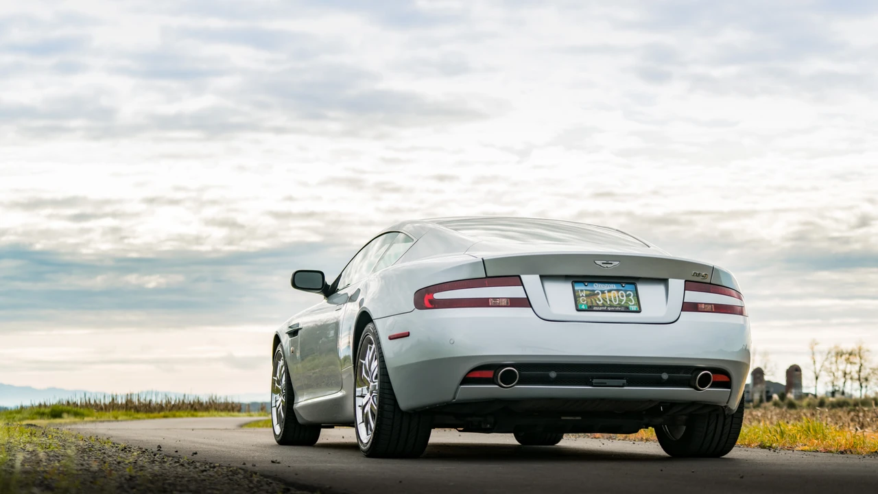 2005 Aston Martin DB9 - Image 10 of 31