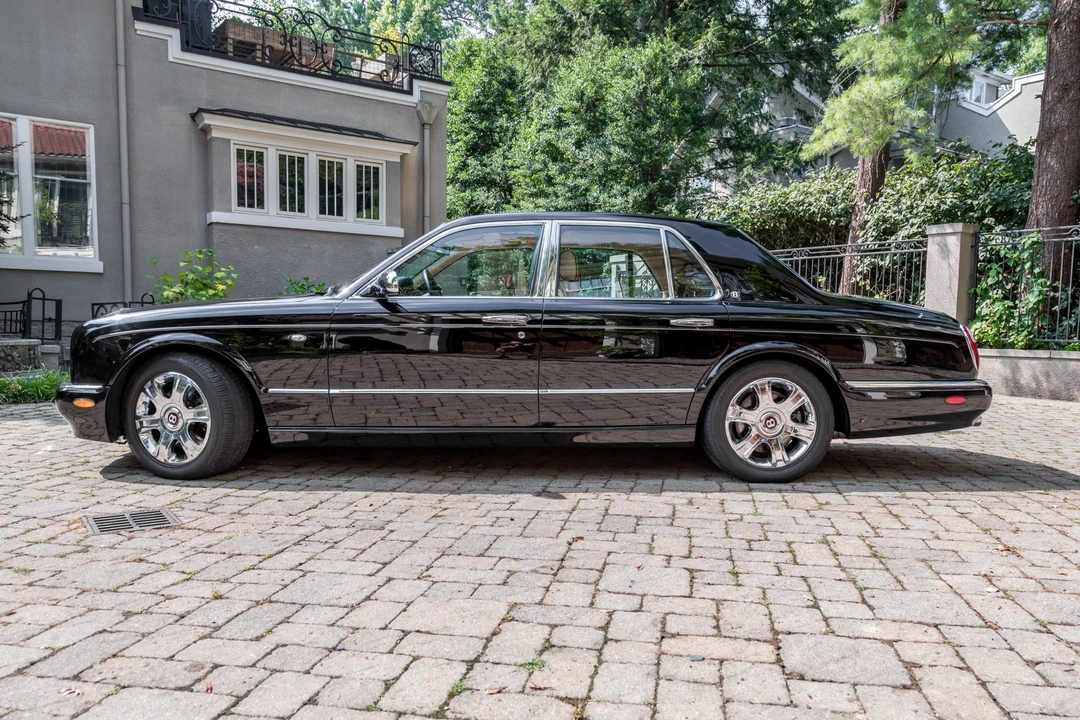 2005 Bentley Arnage R & RL - Image 9 of 31