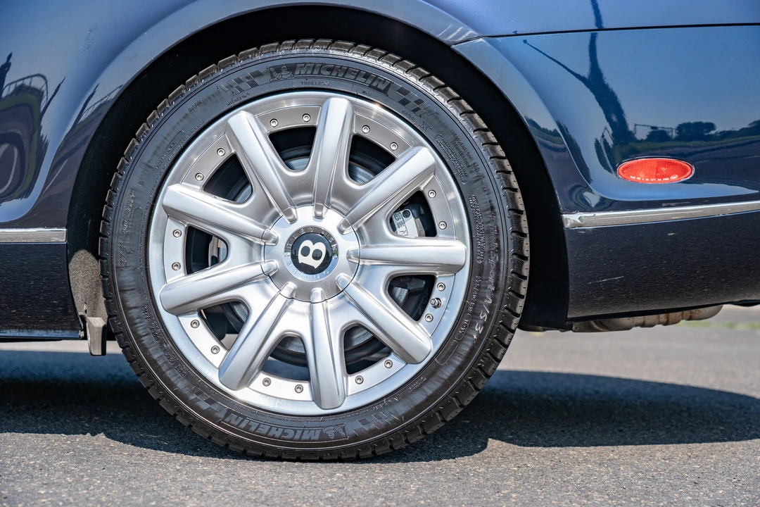 2005 Bentley Continental GT 1st Gen - Image 17 of 31