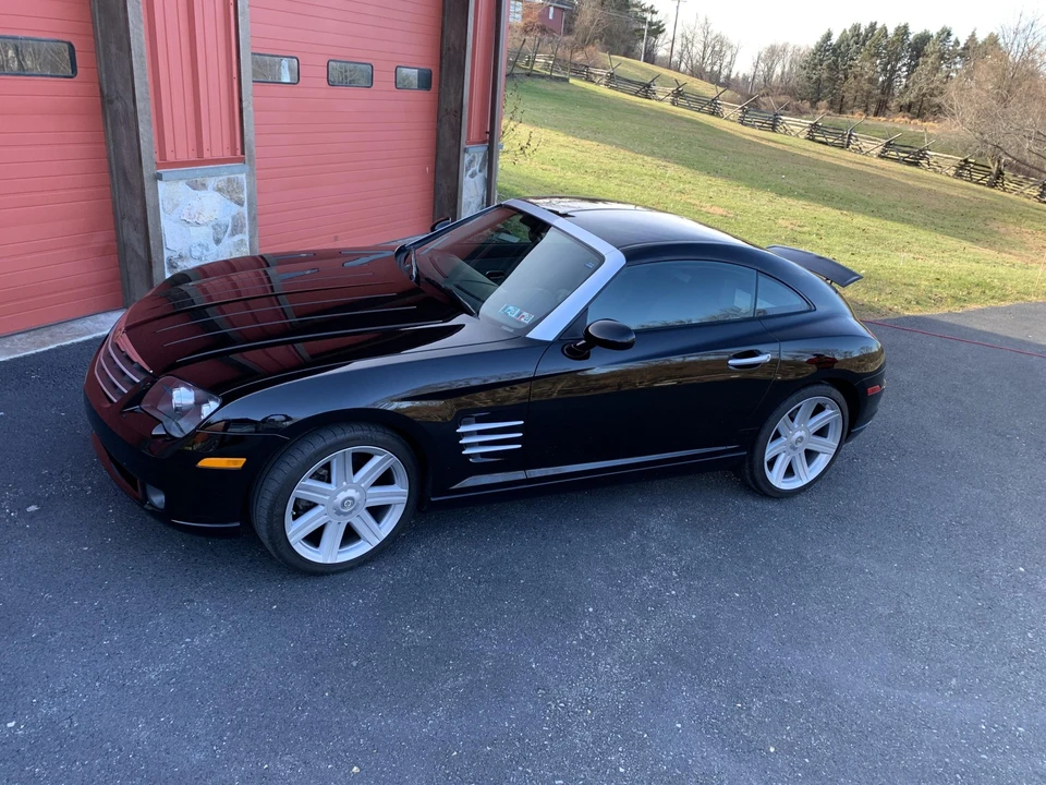 2005 Chrysler Crossfire - Image 9 of 31
