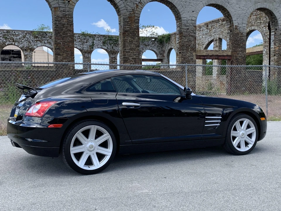 2005 Chrysler Crossfire - Image 26 of 31