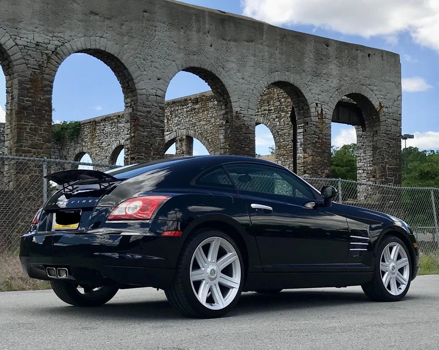 2005 Chrysler Crossfire - Image 25 of 31