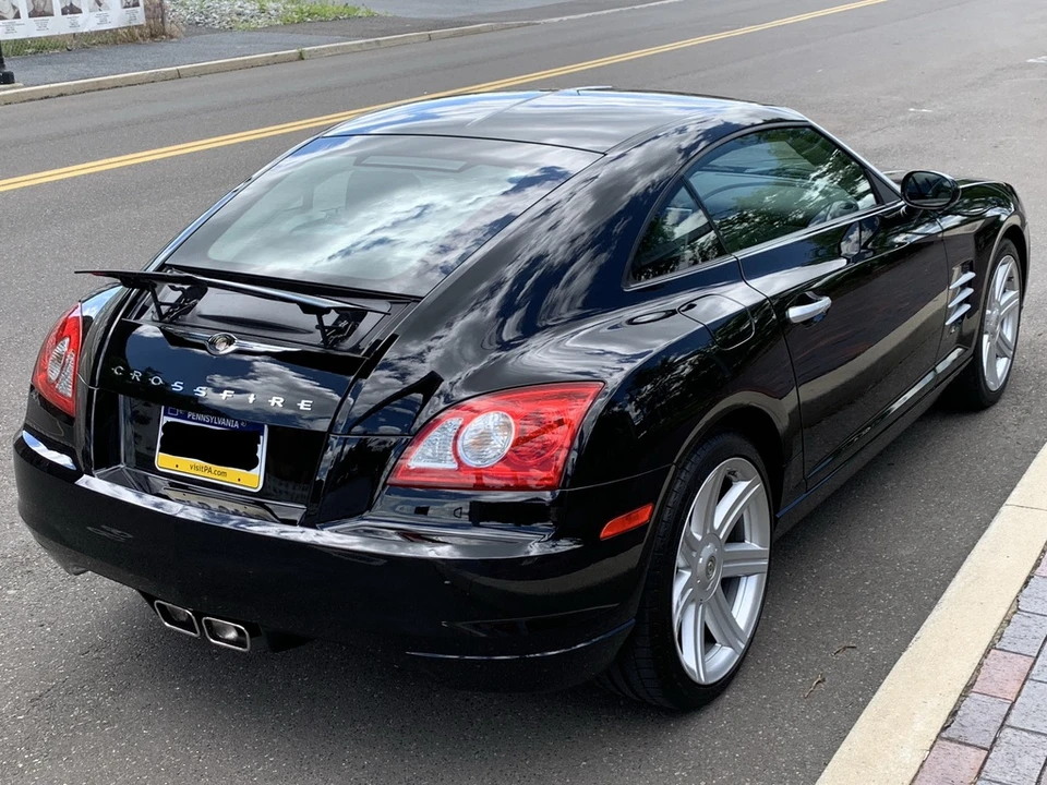 2005 Chrysler Crossfire - Image 22 of 31