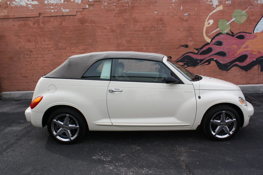 2005 Chrysler PT Cruiser - Image 15 of 31