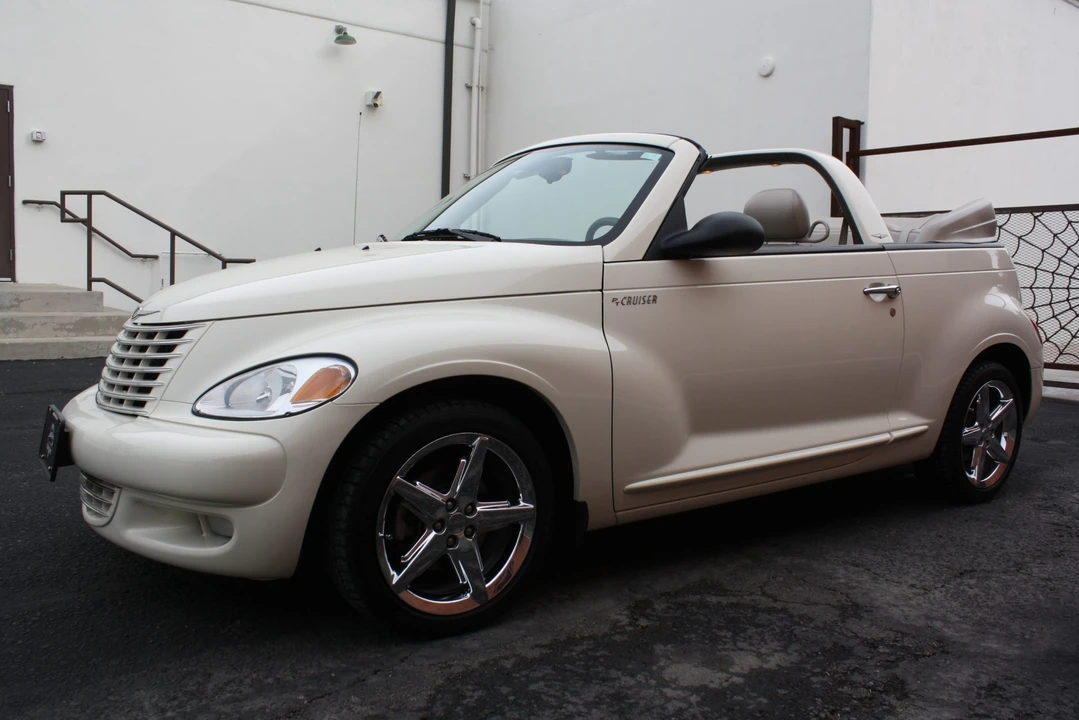 2005 Chrysler PT Cruiser - Image 2 of 31