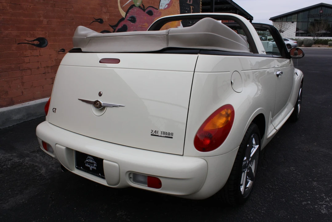 2005 Chrysler PT Cruiser - Image 21 of 31