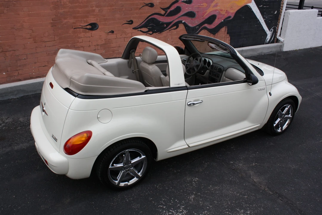 2005 Chrysler PT Cruiser - Image 16 of 31