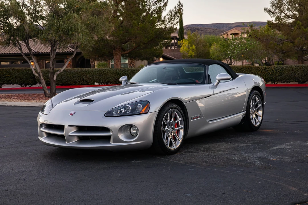 2005 Dodge Viper 3rd Gen - Image 9 of 31
