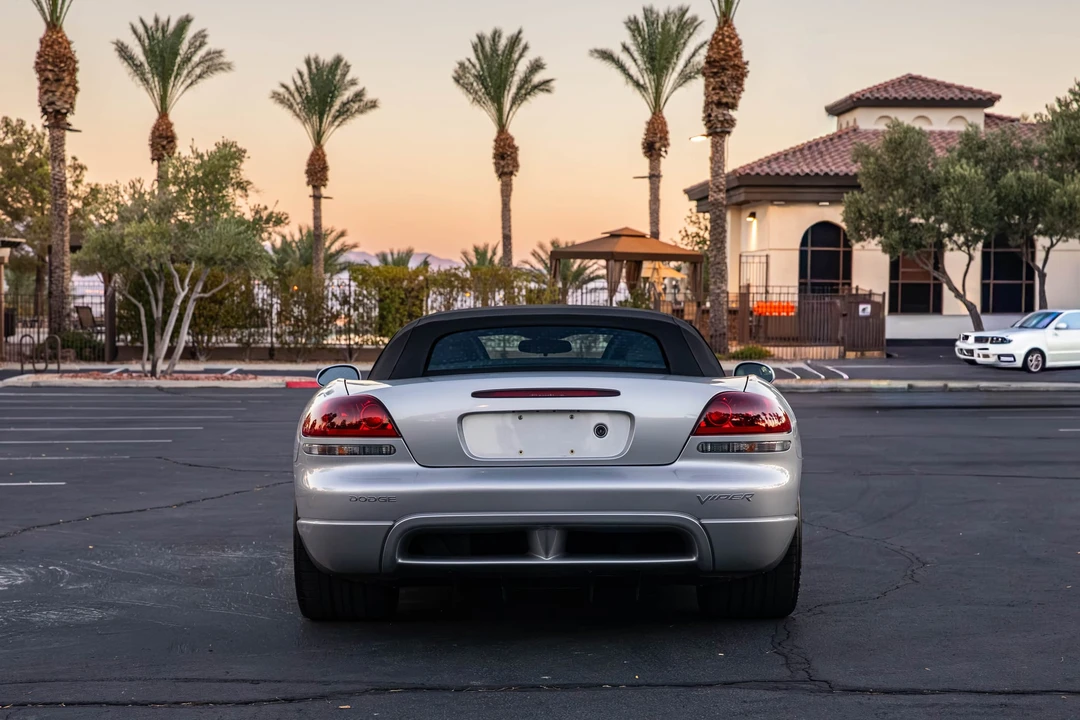 2005 Dodge Viper 3rd Gen - Image 13 of 31