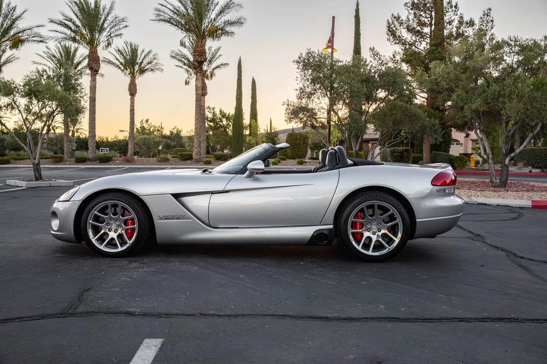 2005 Dodge Viper 3rd Gen - Image 8 of 31