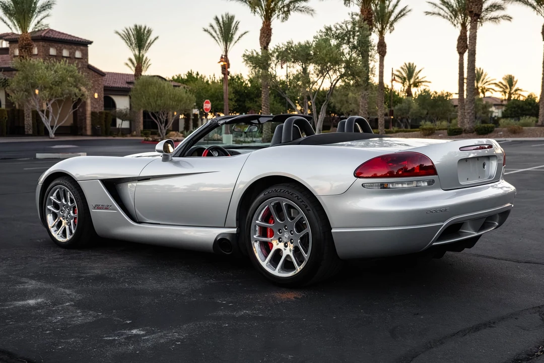 2005 Dodge Viper 3rd Gen - Image 7 of 31