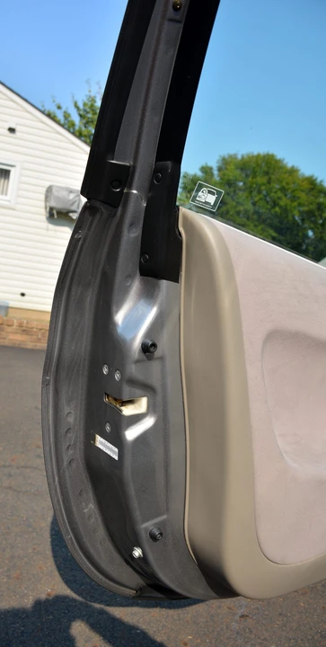 2005 Honda Insight 1st Gen - Image 25 of 31