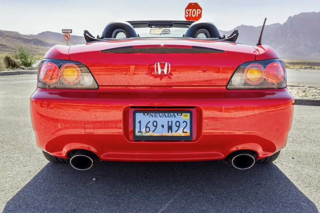 2005 Honda AP2 S2000 - Image 15 of 31