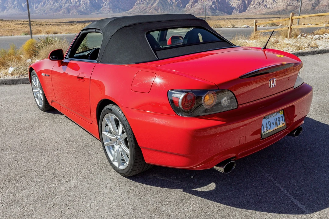2005 Honda AP2 S2000 - Image 8 of 31