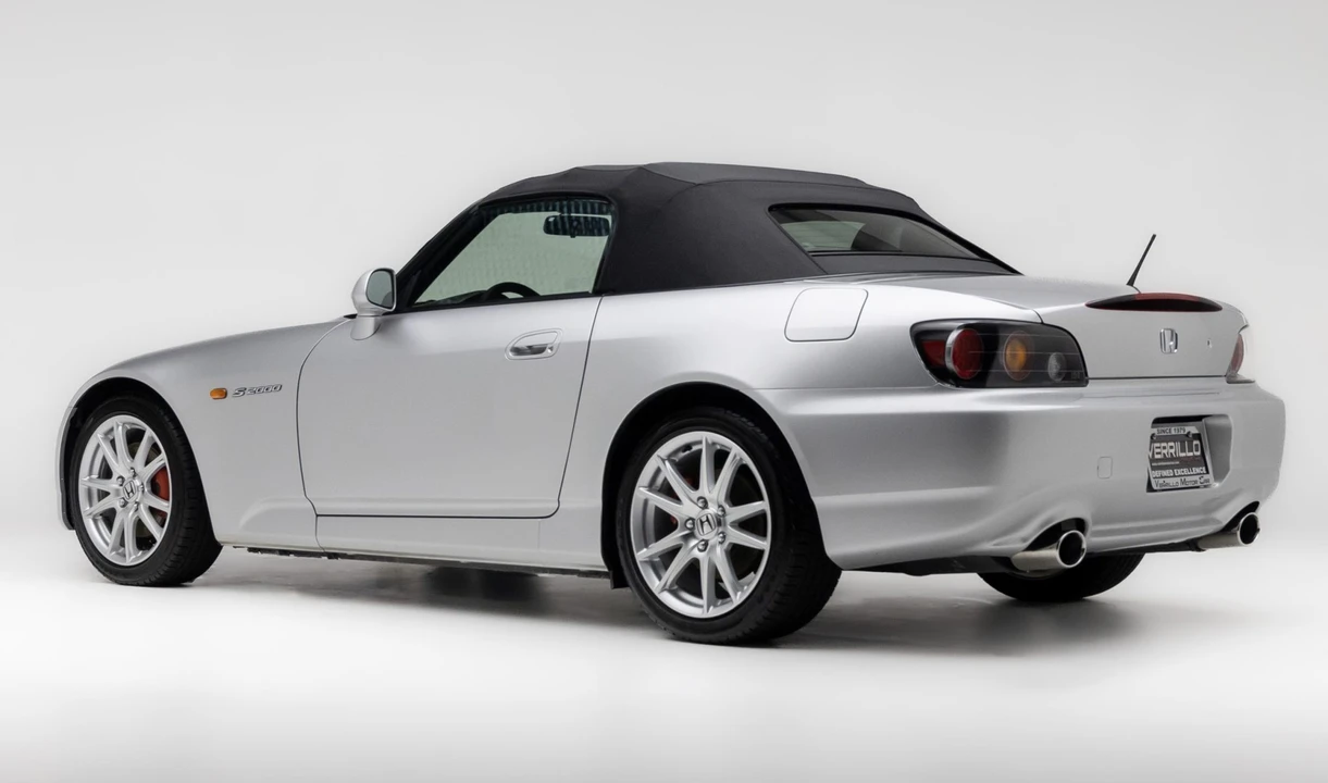 2005 Honda AP2 S2000 - Image 4 of 31