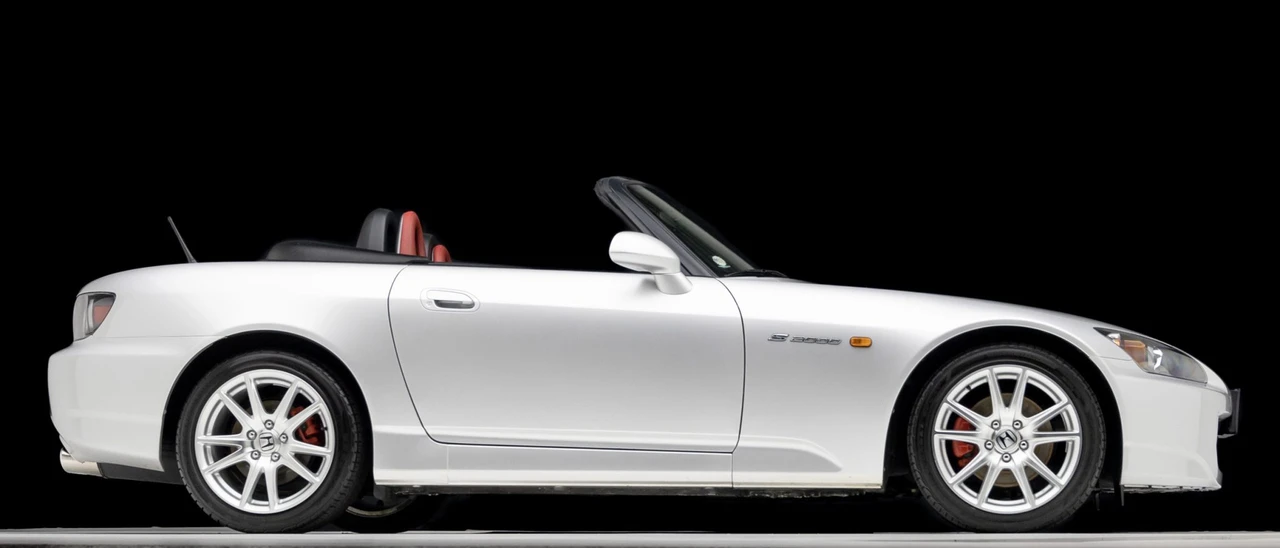 2005 Honda AP2 S2000 - Image 8 of 31