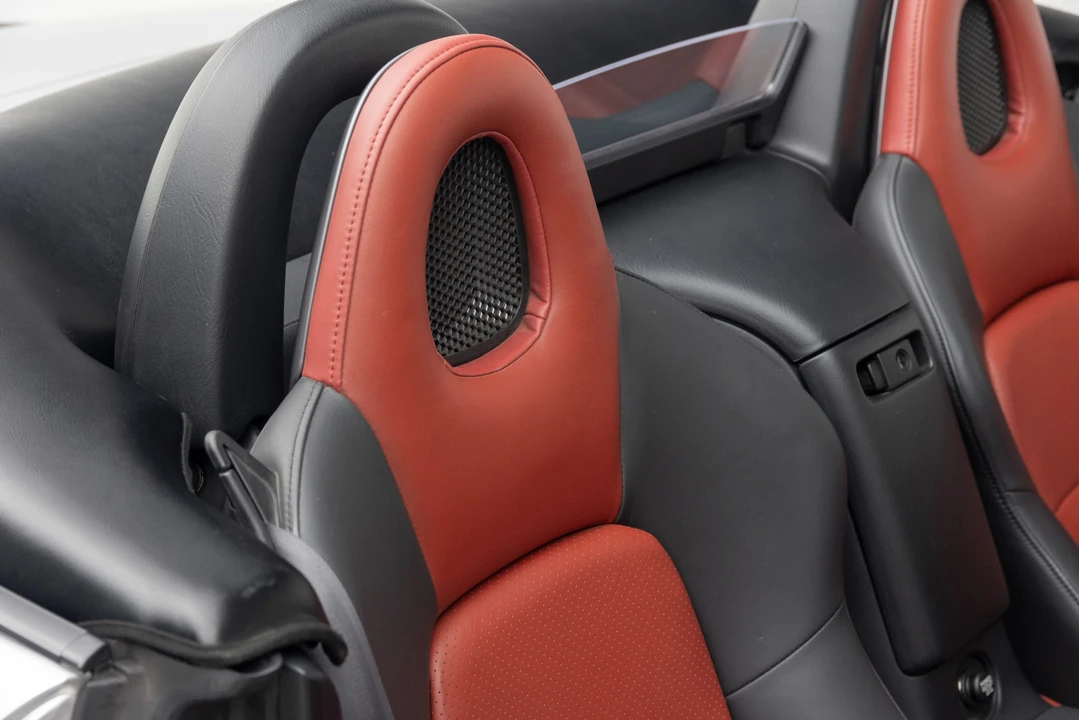 2005 Honda AP2 S2000 - Image 19 of 31