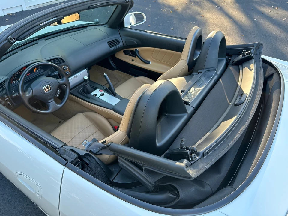 2005 Honda AP2 S2000 - Image 7 of 16