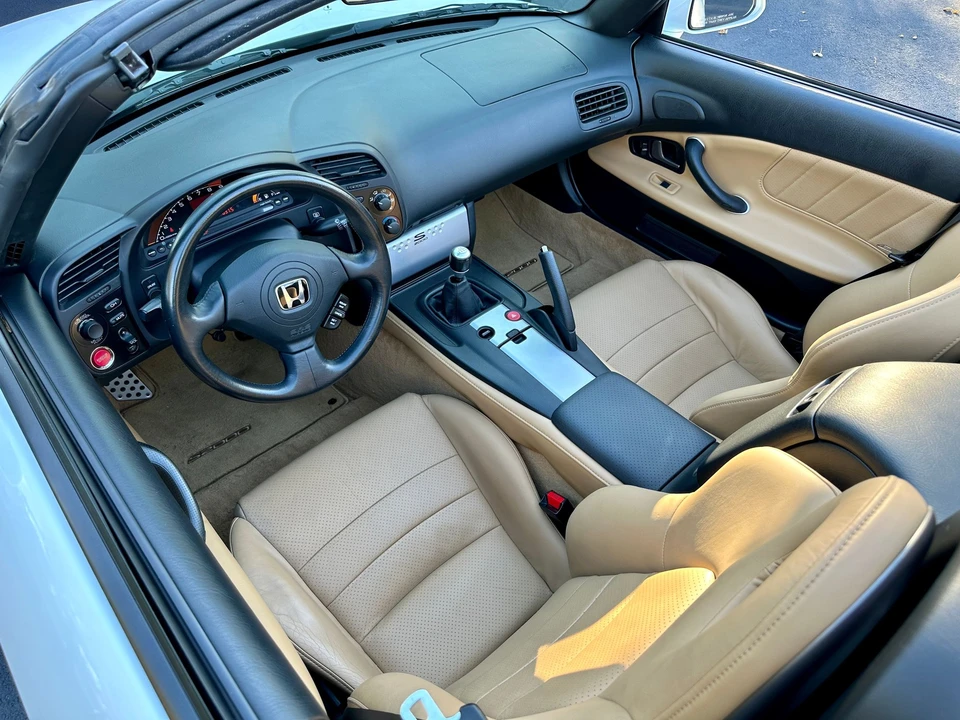 2005 Honda AP2 S2000 - Image 8 of 16