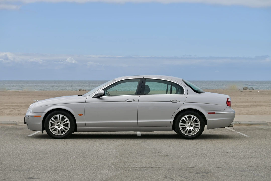 2005 Jaguar S-Type 2nd Gen - Image 26 of 31