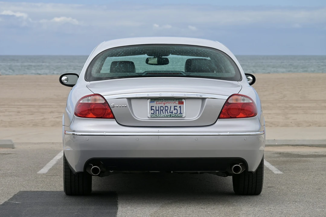 2005 Jaguar S-Type 2nd Gen - Image 23 of 31