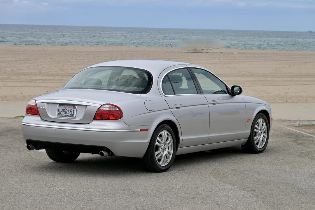 2005 Jaguar S-Type 2nd Gen - Image 21 of 31